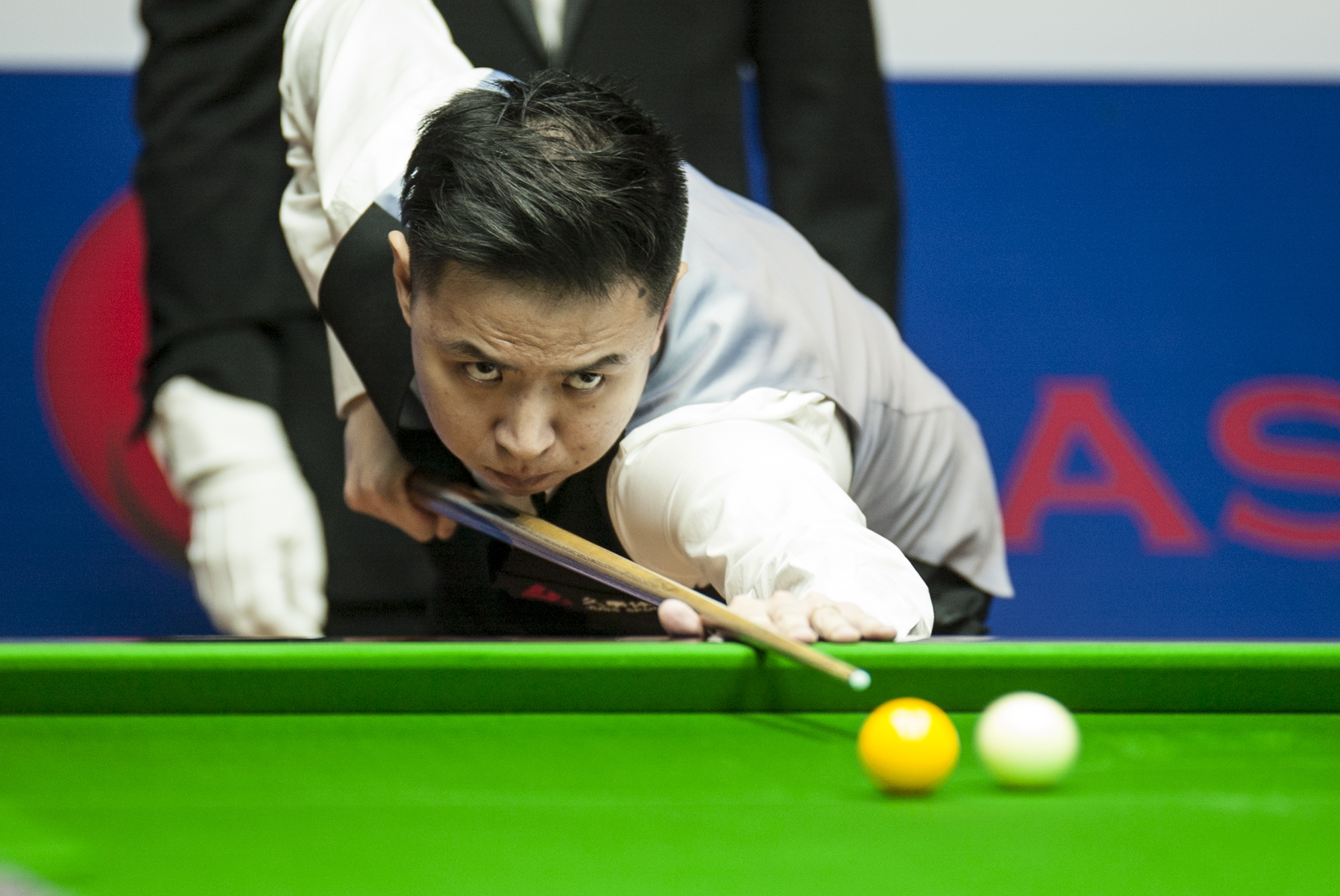 他依然保持 他依然保持