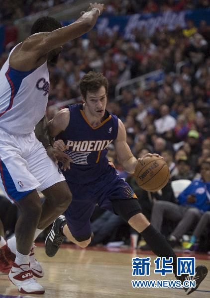 赛首轮交出 赛首轮交出