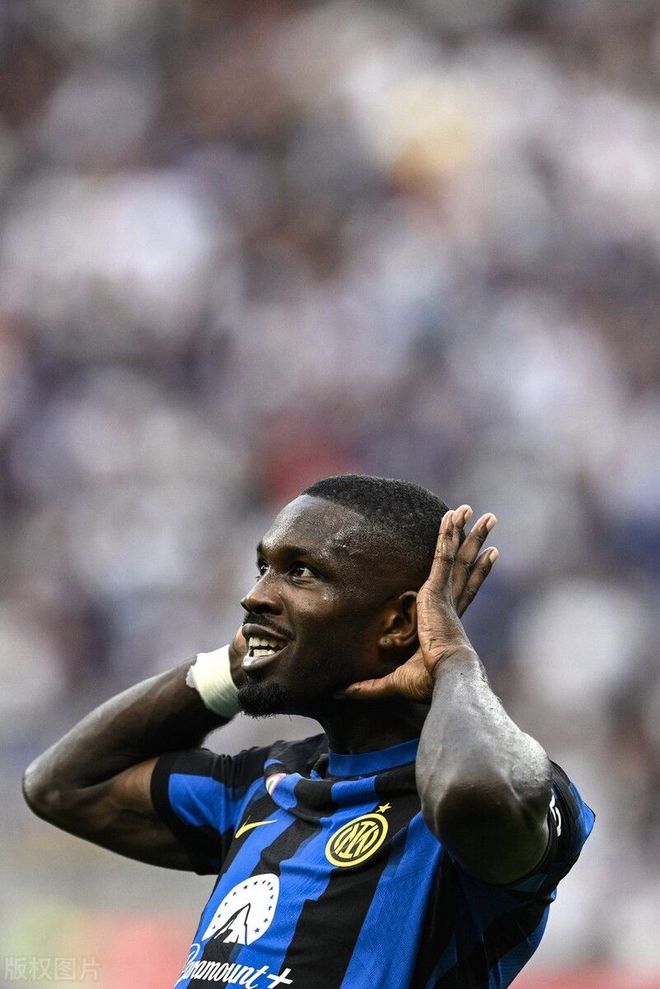 在前锋线上 在前锋线上