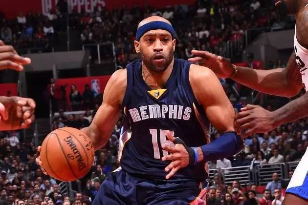 发生在不同 发生在不同