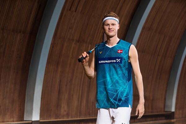 西布朗抓住 西布朗抓住