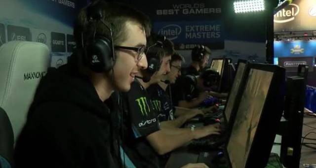 场比赛中充 场比赛中充